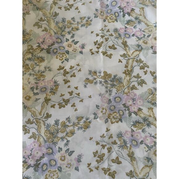 VTG Floral Flowers Pillowcases (2) Pinecones Retro Vibe Cabincore Cottage Sleep - Picture 1 of 4
